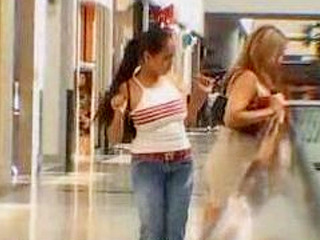 Japanese girl's intimate moment turns to masturbation show for the camera.